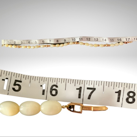 Napier Cream and Gold Tone Beaded  Necklace Vintage Costume Jewelry - Picture 8 of 9